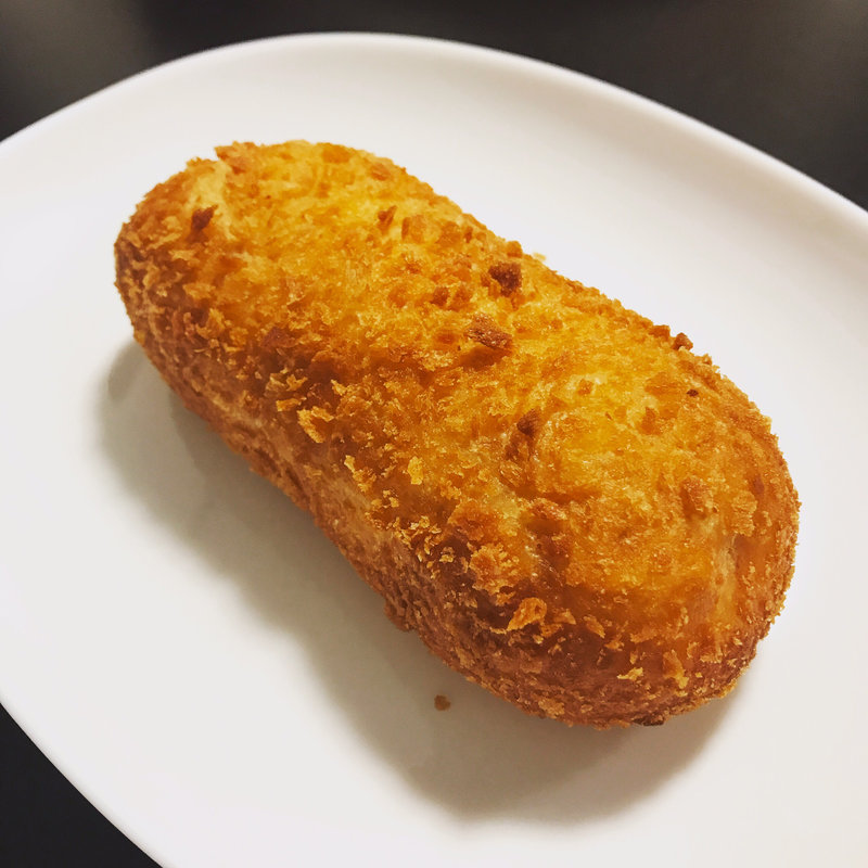 牛肉と玉葱の極みカレーパン(VIE DE FRANCE 綾瀬店)