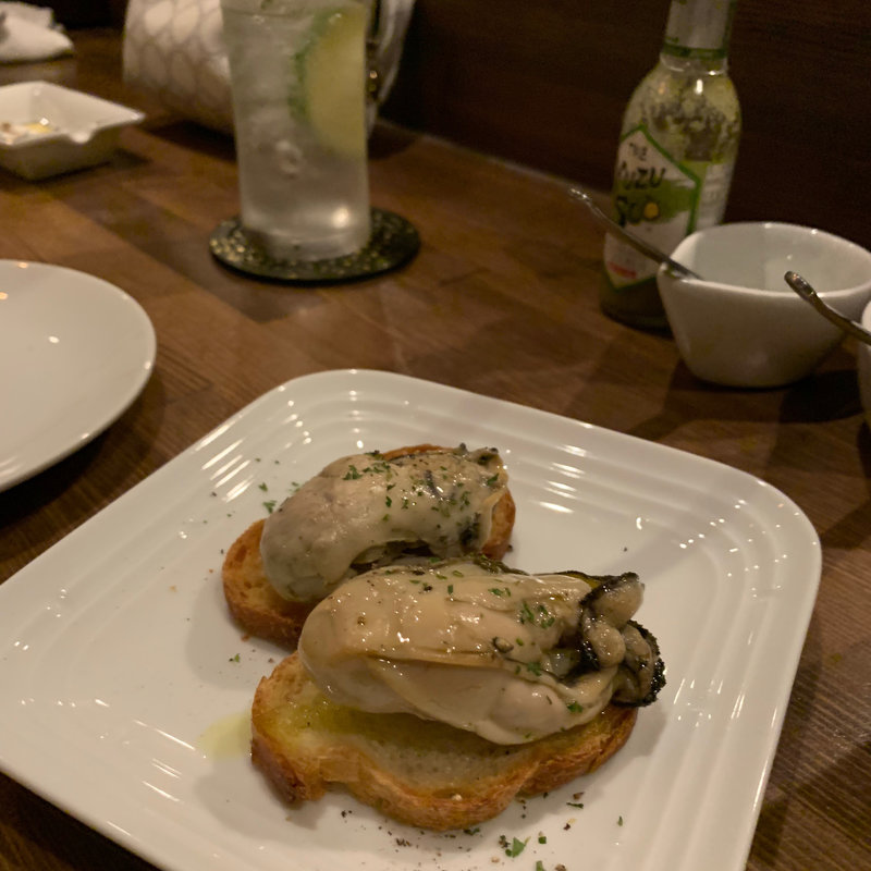 牡蠣の燻製(ゆいっとる （Huitre）)