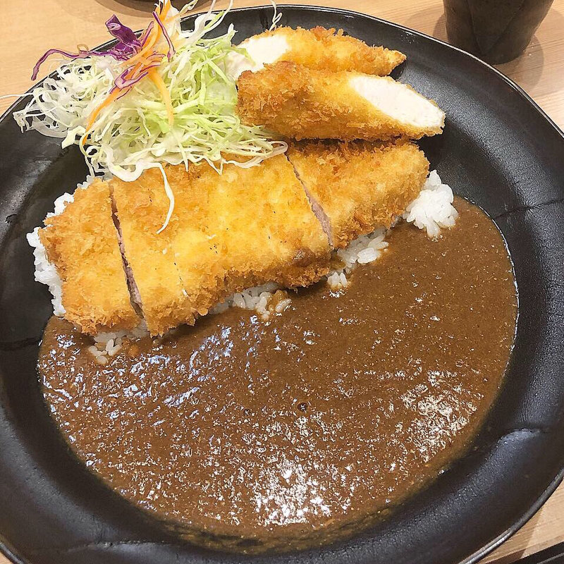 ロースカツカレー(とんかつ とお山)