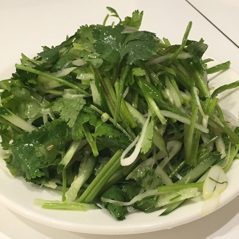 青唐辛子・胡瓜・香菜のサラダ(味坊)