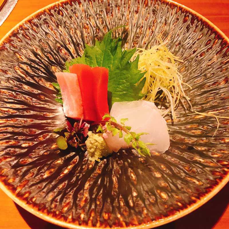 お造り3点盛り(瀬里奈 （しんじゅくせりな）)