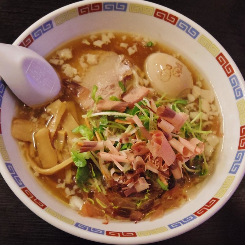 濃厚煮干し(味のめん匠 （あじのめんしょう）)