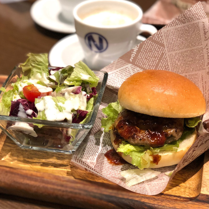 NICK BURGER SET(モーニング)(肉が旨いカフェ NICK STOCK 本町通店)
