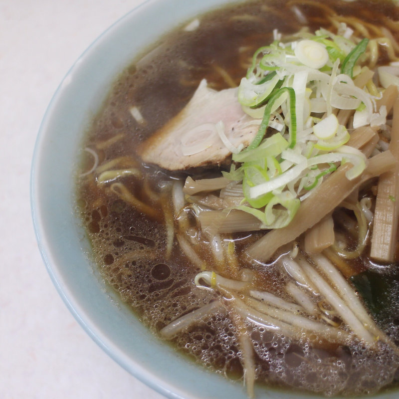 醤油ラーメン(ラーメン芳蘭)