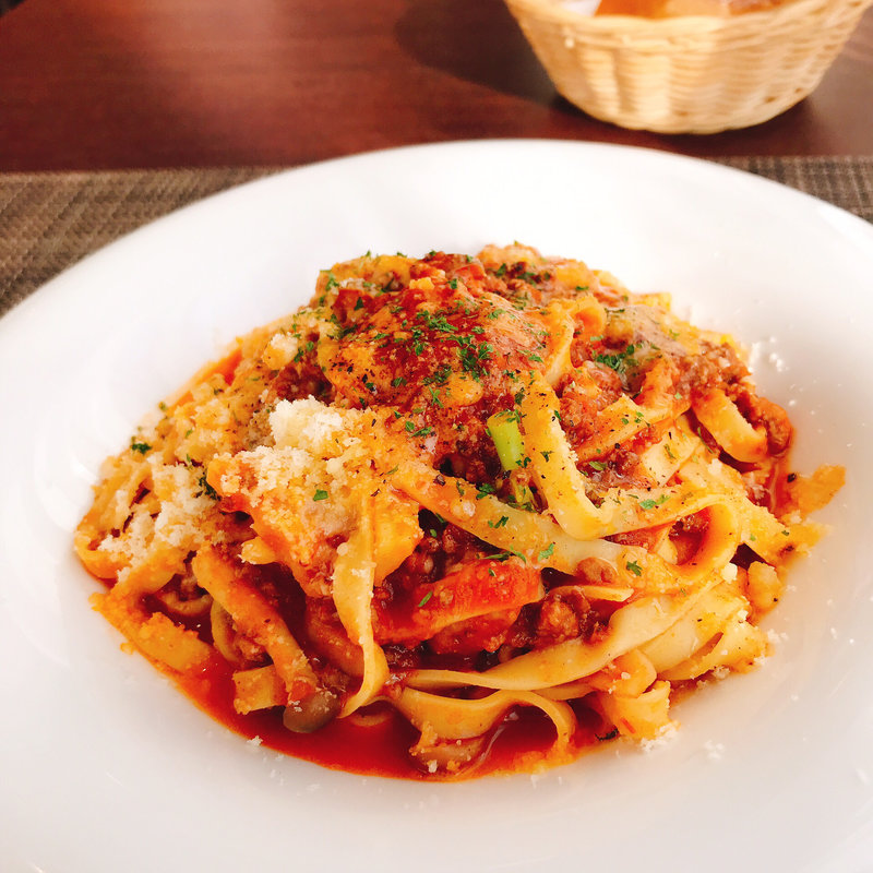 本日のランチパスタ 赤ワインで煮込んだボロネーゼ(Francais La Porte（フランセーズ ラ・ポルテ）)