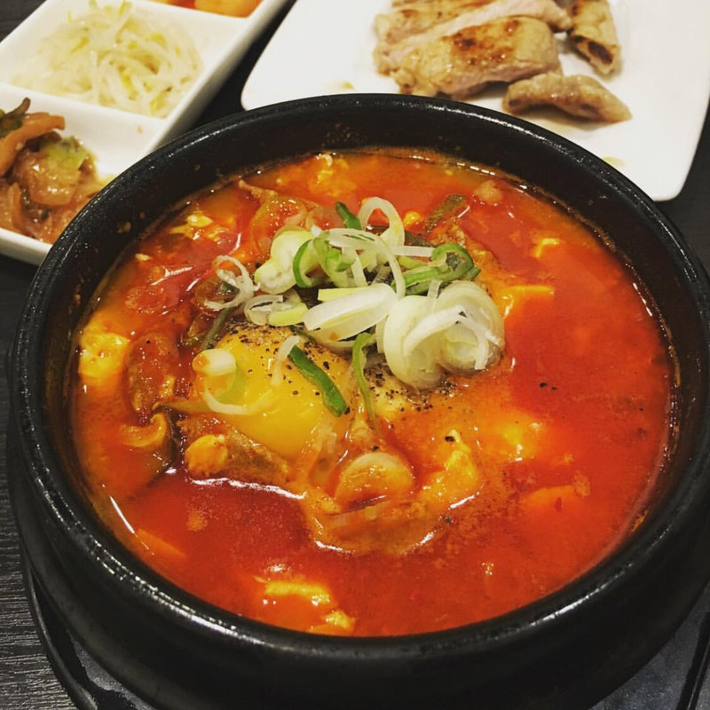 スンドゥブチゲ(李家)