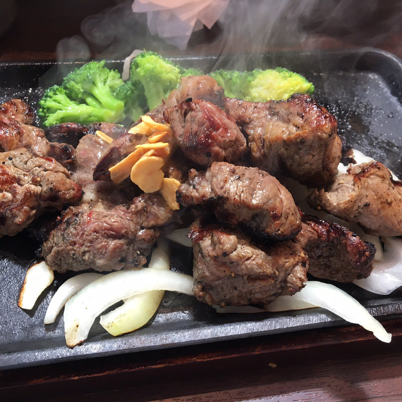 乱切りカットステーキ 200g(いきなり！ステーキ 安城今本町店)