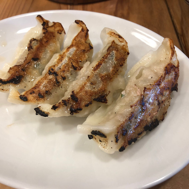 黒豚ギョーザ(福間ラーメン ろくでなし 新宮店)