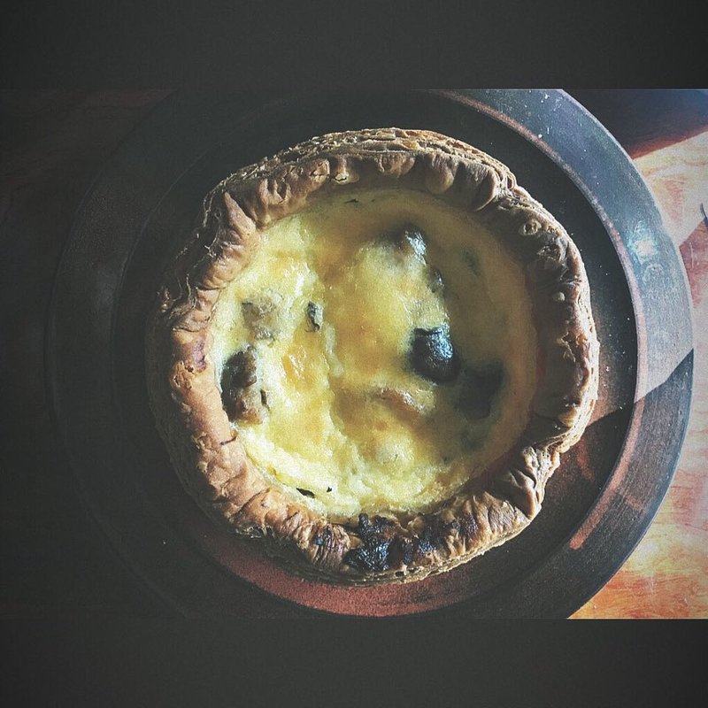 キノコとチキンのキッシュ(ル アイ 谷町店)