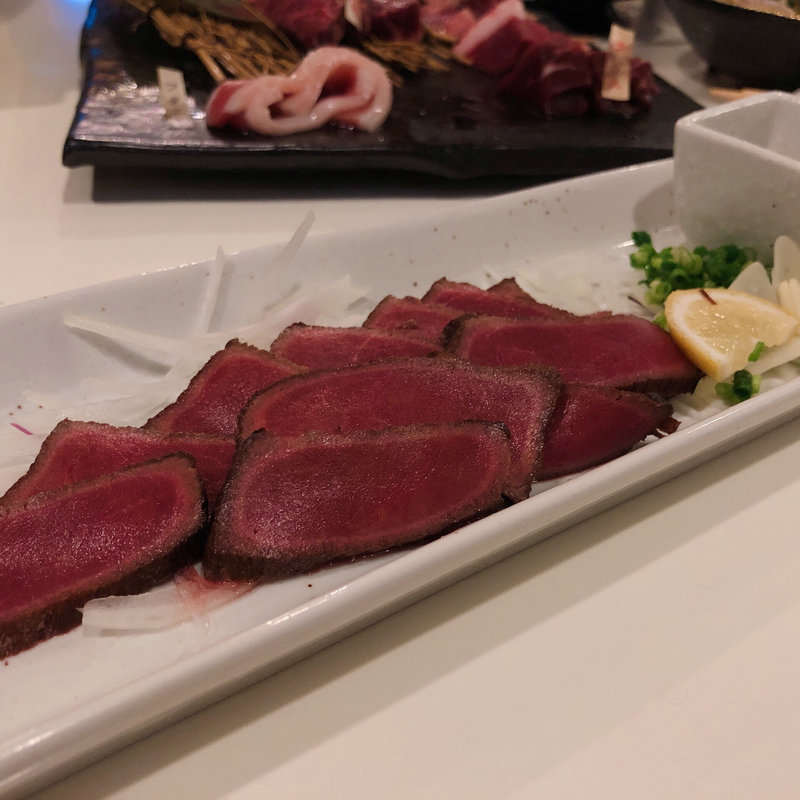 馬のたたき(職肉酒屋)