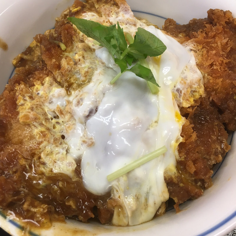 チキンカレーカツ丼(かつや 赤羽店)