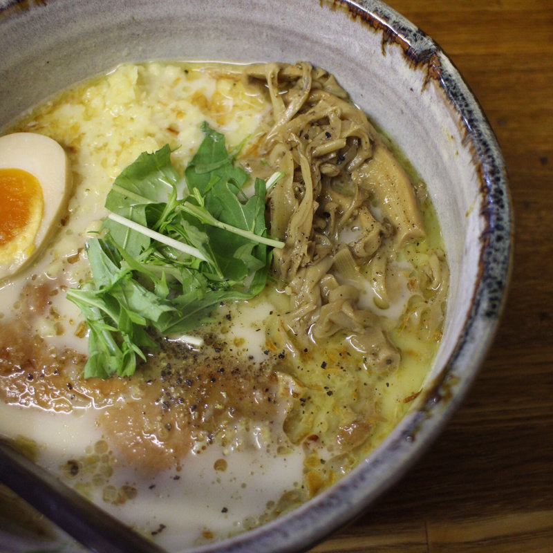 琥珀(麺処とりぱん ラーメン横丁店)