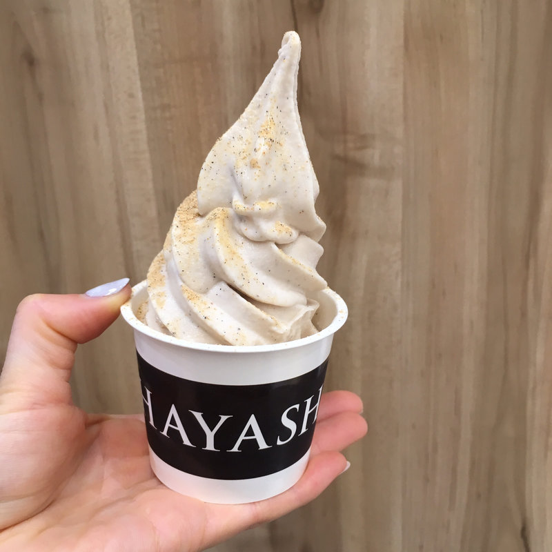 きなこソフトクリーム(京はやしや ラゾーナ川崎店)