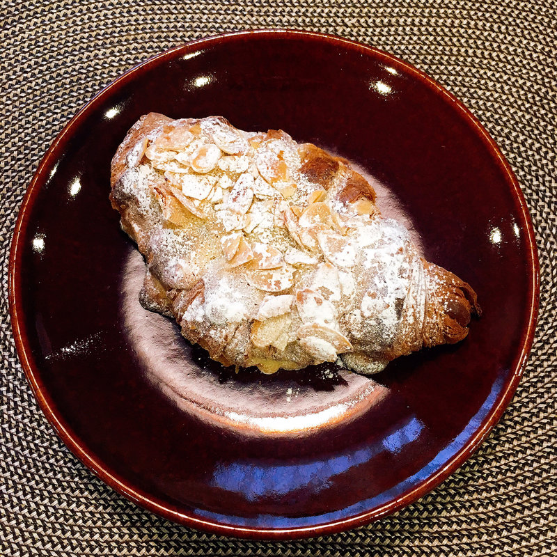 クロワッサン・オ・ザマンド(ポンパドウル グランデュオ蒲田)