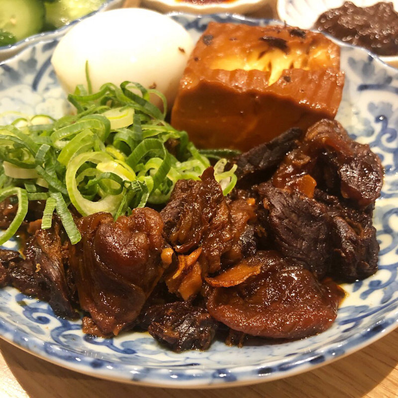 煮込み(餃子ノ酒場いちゃん)