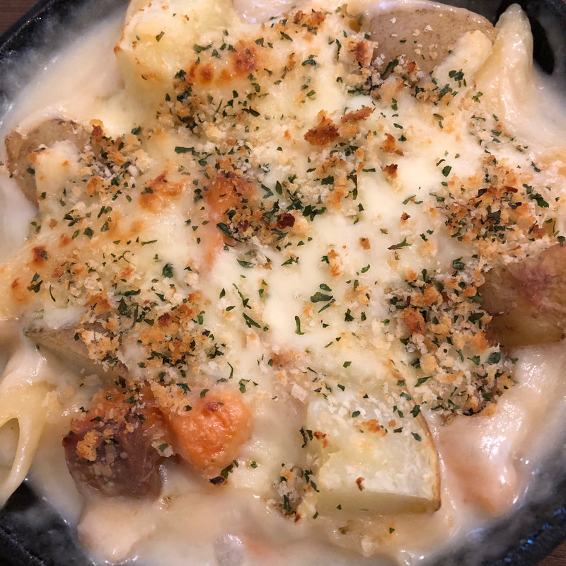 サーモンとジャガイモのペンネグラタン(Casa di Rana)