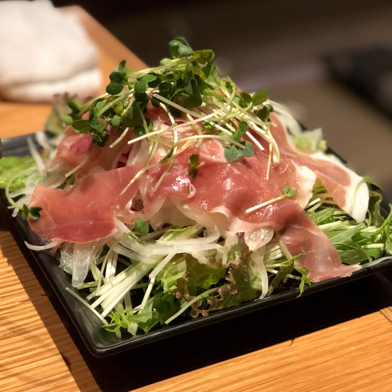 コース【選べるお鍋付き★イチオシ！上司の心を鷲掴み♪】  トマトと生ハムサラダ(しなののてっぺん 長野店 )