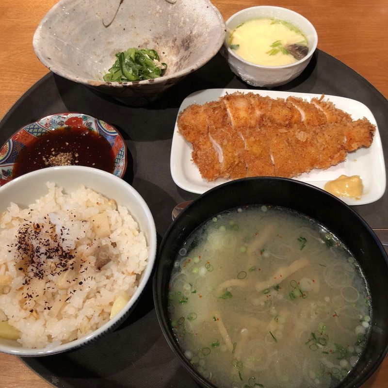 ランチチキンカツ定食(赤坂 丈太郎 )