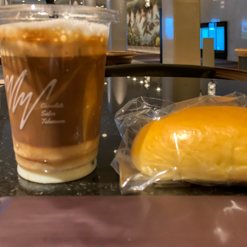 カスタードクリームパン(Chocolate Salon Takanawa チョコレートサロン タカナワ)