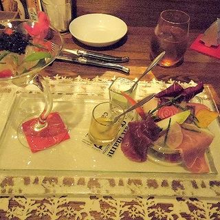 鮮魚とキャビアの前菜（クリスマスフルコースメニュー）(鉄板ビストロ　La Planche)