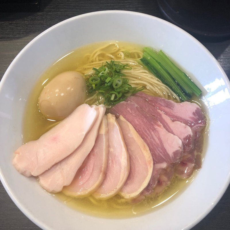 特性芳醇鶏塩そば(麺や福はら)