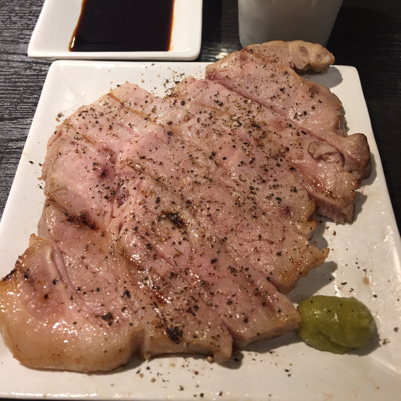 炙り肉刺し(弘明寺丿貫)