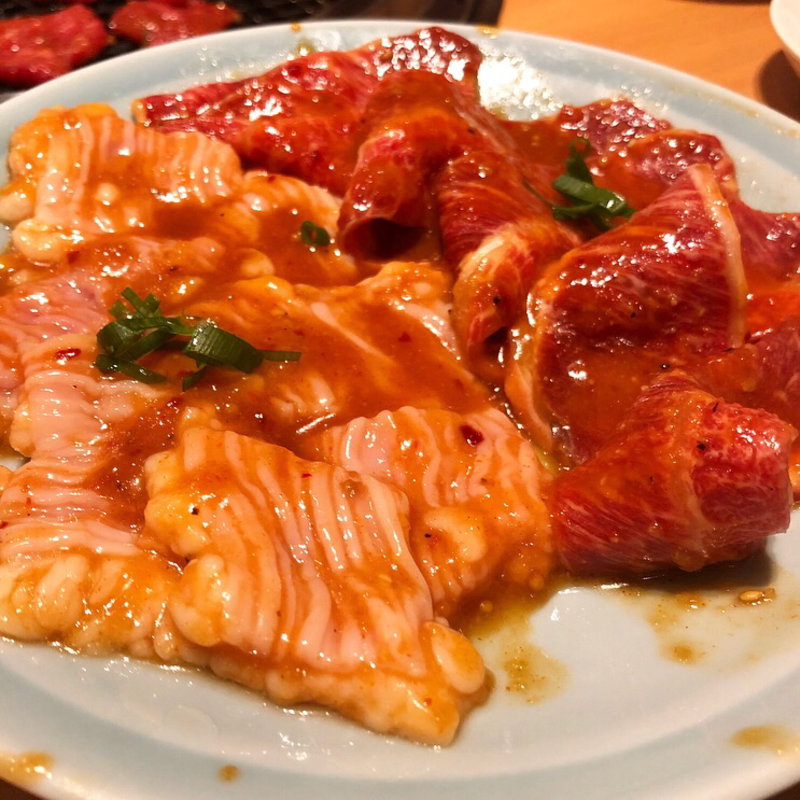 ホルモン(やきにく庭園)