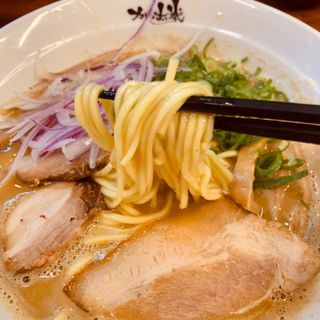 秋葉原駅周辺で食べられるおすすめの魚介ラーメン10選 Sarah サラ