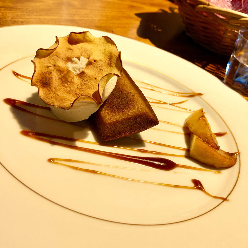 フィナンシェとりんごのキャラメリゼ(GELATO NATURALE（ジェラート ナトゥラーレ）)