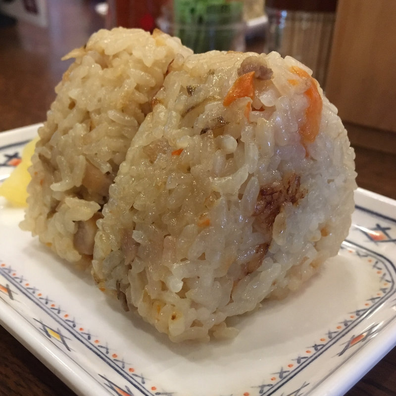 かしわおにぎり（2個）(小麦冶 松崎店)