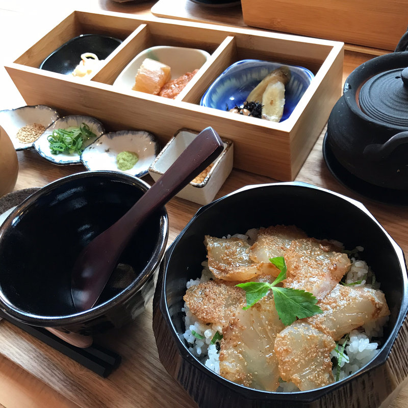 若狭真鯛のひつまぶし(青戸ブルーノート)