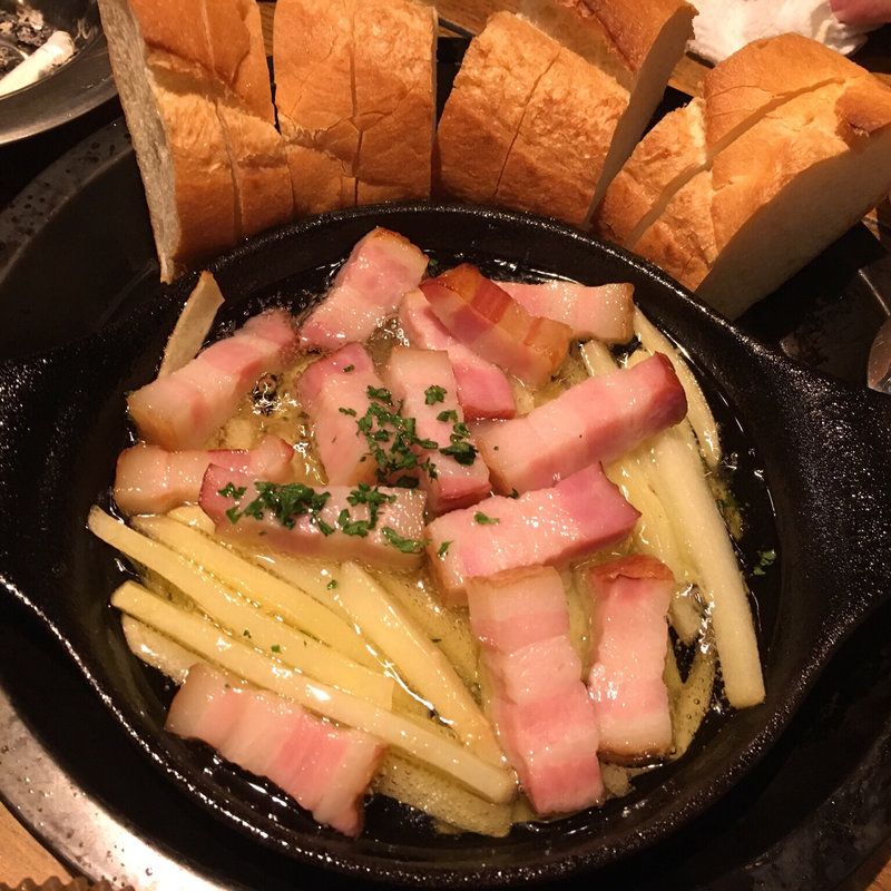 (FESTA 博多店 （フェスタ）)