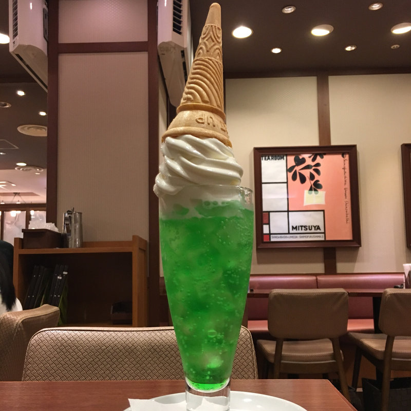クリームソーダ(心斎橋ミツヤ ホワイティ梅田店)