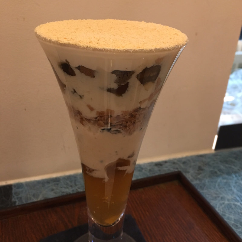 焦がしほうじ茶パフェ(RIQ)