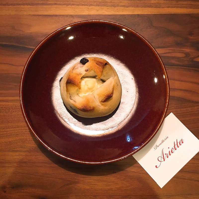 ブルーベリーフロマージュ(Panetteria Arietta パネッテリア・アリエッタ)