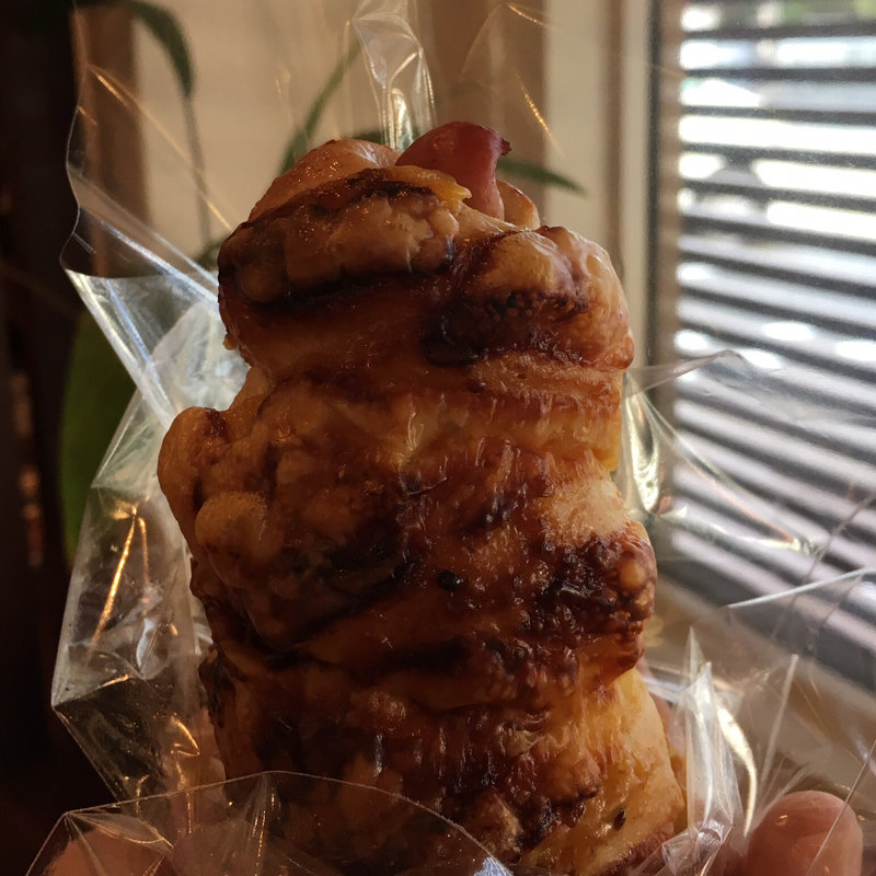 ハニーマスタードソーセージ(ルヴァン・パストリー)