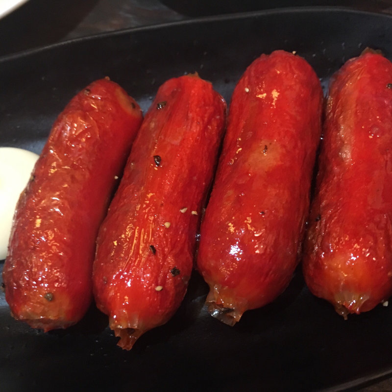 赤ウインナー(大衆酒場 肉処 マルカツ )