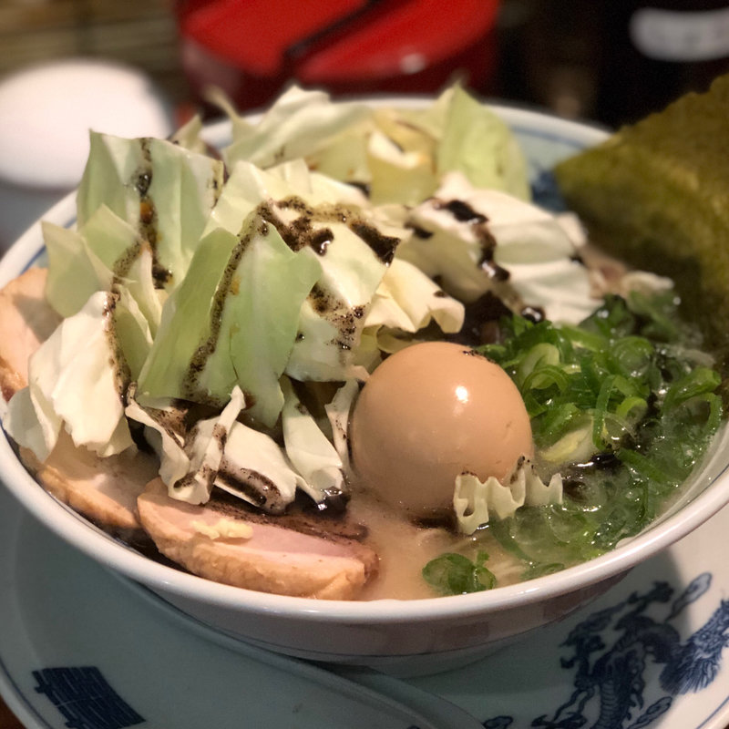 特選　黒らぅめん(かくれ助屋 （かくれすけや）)