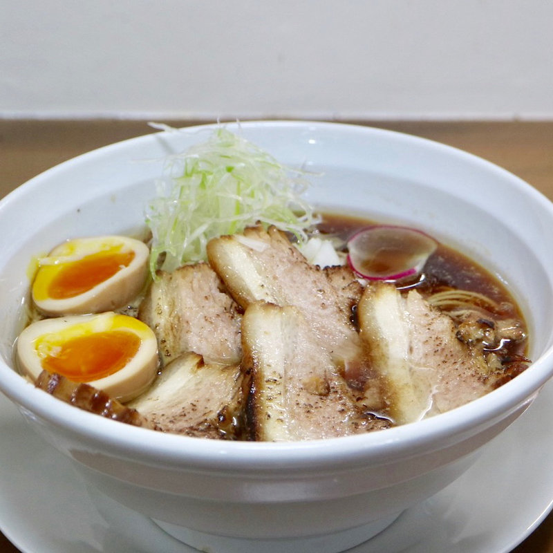 関ヶ原たまりの醤油チャーシュー麺(麺匠 なか巌)