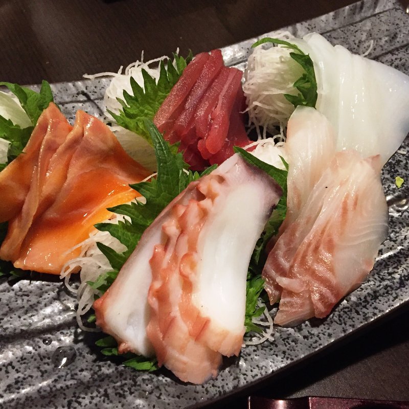 本日の鮮魚 御造り五点盛り(海鮮個室居酒屋 福治 川崎駅前店)