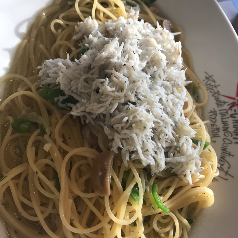 シラスのぺペロンチーノ　L(iＬ ＣＨＩＡＮＴＩ ＢＥＡＣＨＥ)