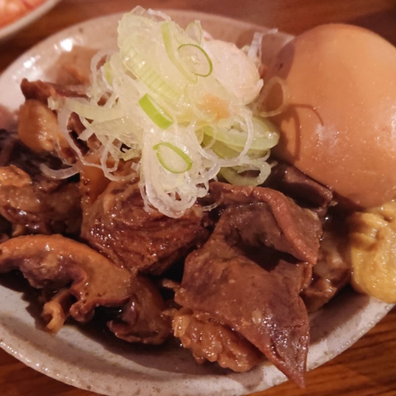 煮込み卵入り(やきとんたくちゃん)