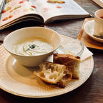 本日のスープとパン(Cafe Bibliotic Hello!)