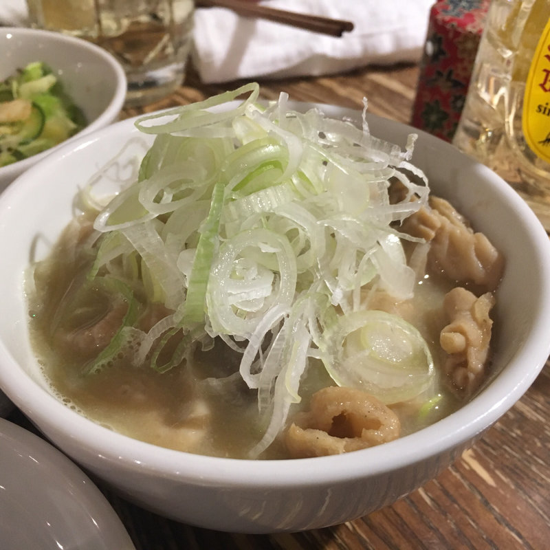 もつ煮込み(日本再生酒場 博多デイトス店)