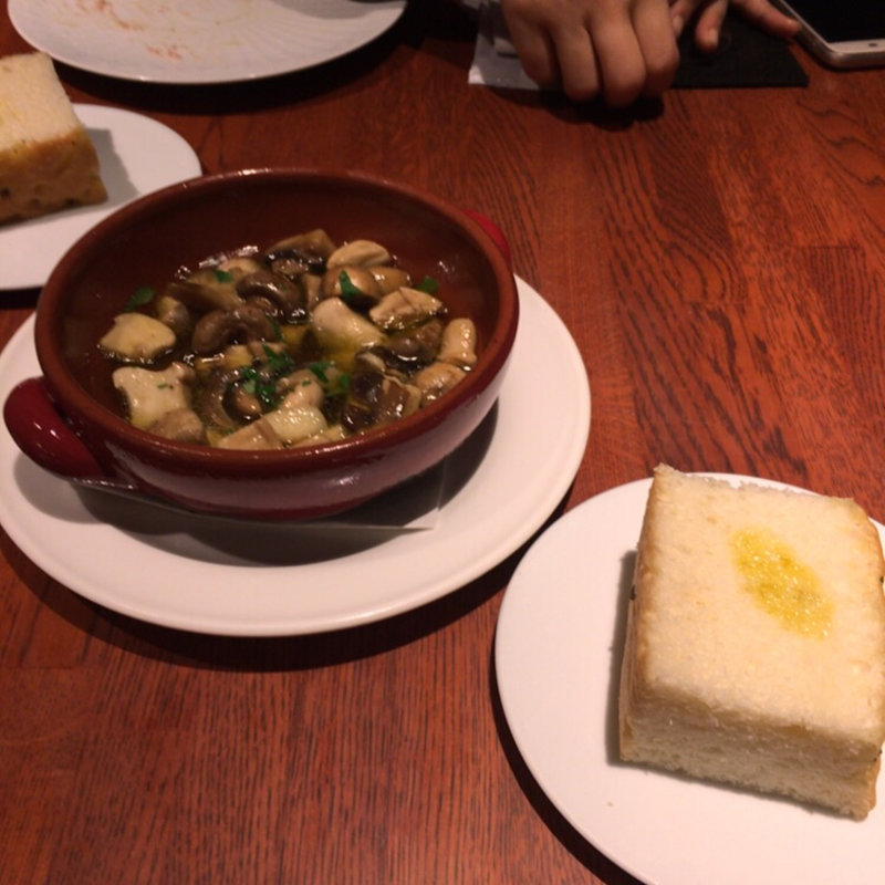 ディナーセット いろいろなキノコのアヒージョ(エキ ポンテベッキオ ア オオサカ （ECHI PONTE VECCHIO A OSAKA）)