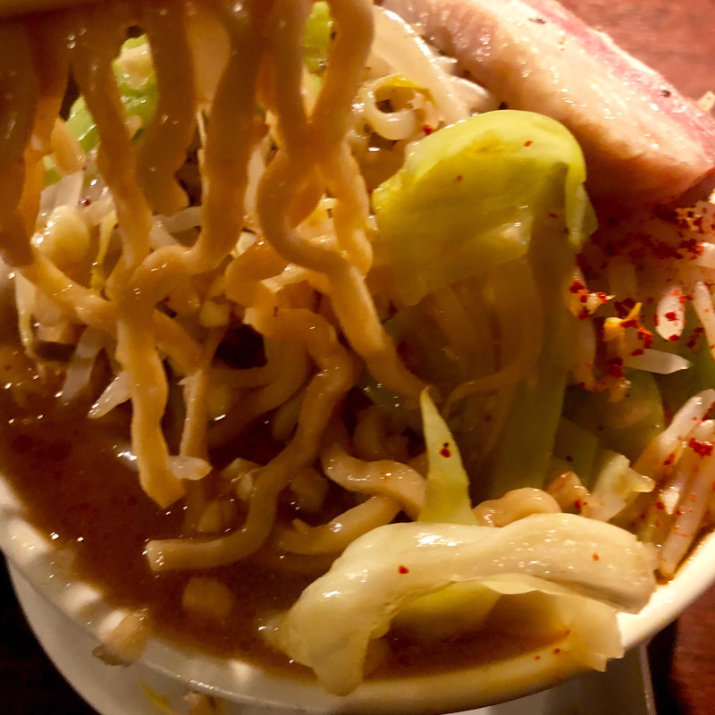 超盛りにんにくラーメン(牛角 綱島店)