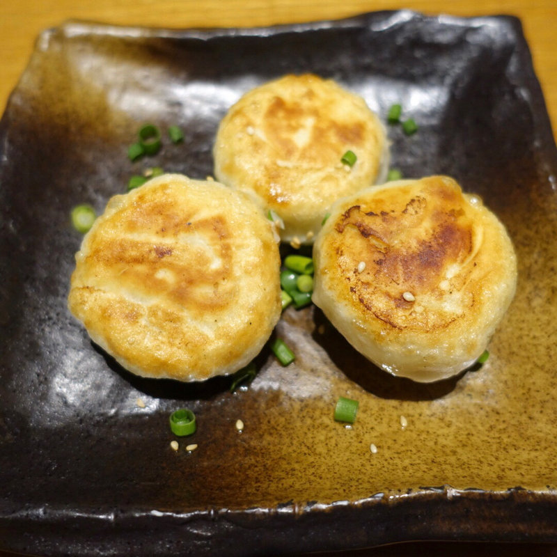 焼き小籠包(大連餃子基地ダリアン 中華街店)