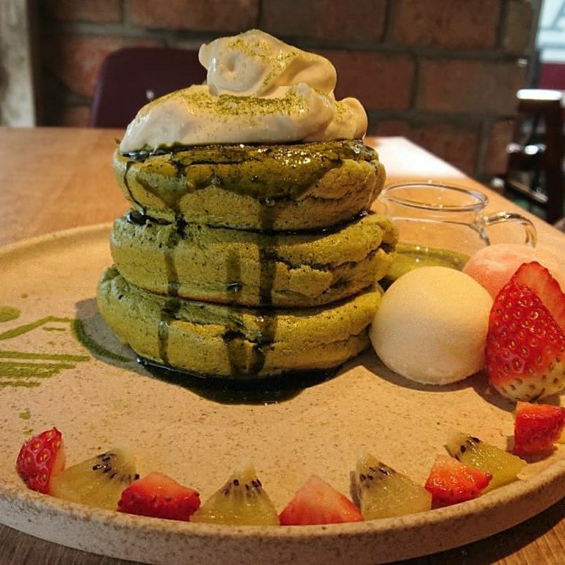 抹茶の豆腐ティラミスパンケーキ(3 STARS PANCAKE （スリースターズパンケーキ）)
