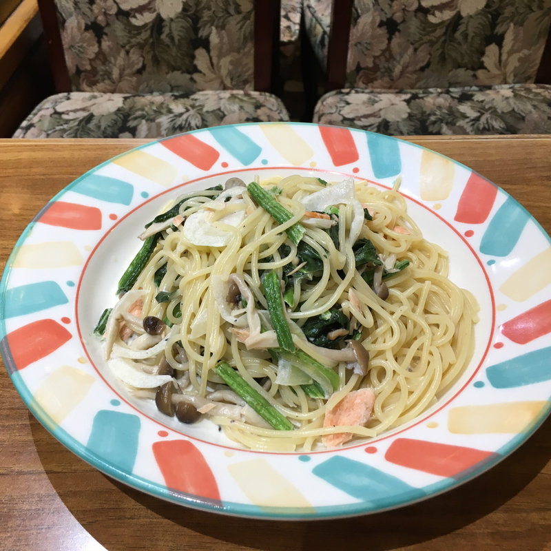 サーモンとほうれん草(喫茶 ロン)