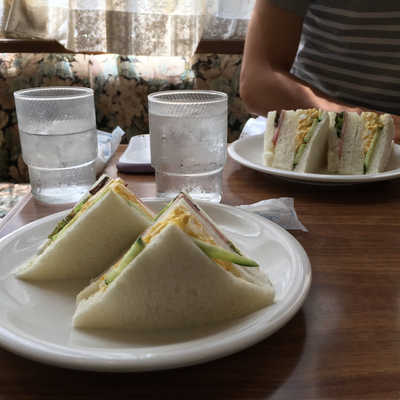 モーニングB(喫茶 ロン)